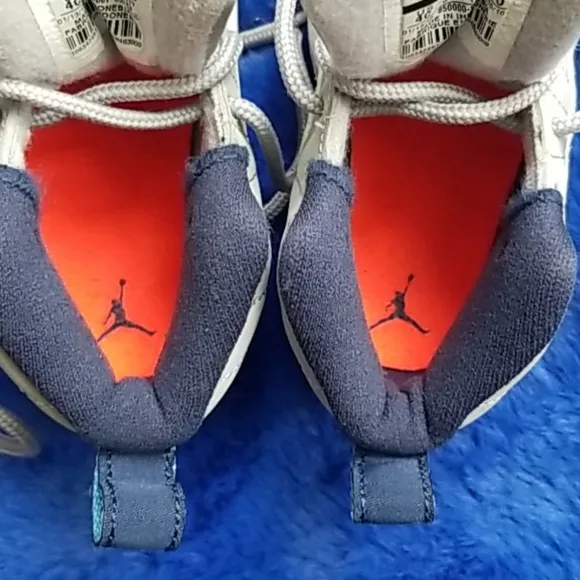 Air Jordan Retro Sneakers
