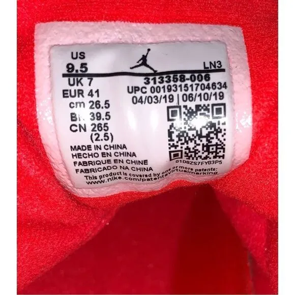 Air Jordan Retro Mid Sneakers