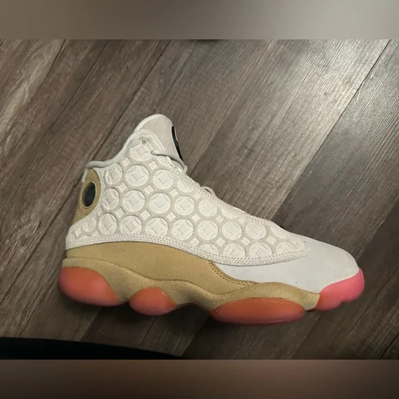 Air Jprdan 13 Retro CNY Chines  New Year size 8 mens /10 womens