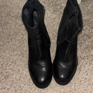 Aldo Black Ankle Booties with Textured Finish and Block Heel
