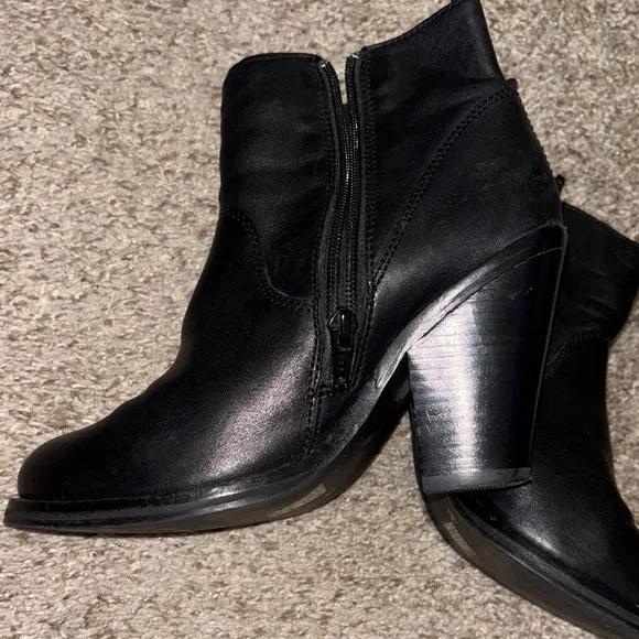 Aldo Black Ankle Booties with Textured Finish and Block Heel