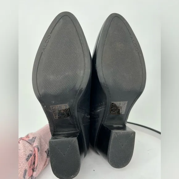 ALDO BLACK LEATHER LARISSI SLIP ON WITH SIDE ZIPPER BOOTS STACK HEEL