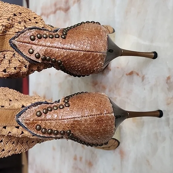 ALDO Stiletto Boots Vintage