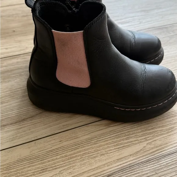 Alexander McQueen kids leather Boots