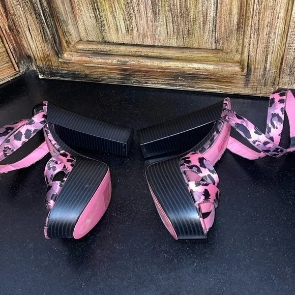 Alice   Olivia leopard pink purple platform high heels sandals funky cheetah 7