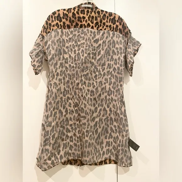 Alice   Olivia leopard print Jude Tunic Leopard Shirtdress, sz Small. Orig $295