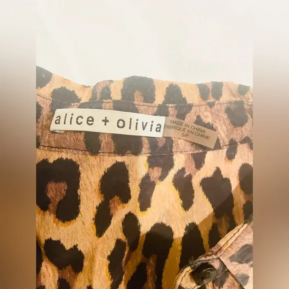 Alice   Olivia leopard print Jude Tunic Leopard Shirtdress, sz Small. Orig $295