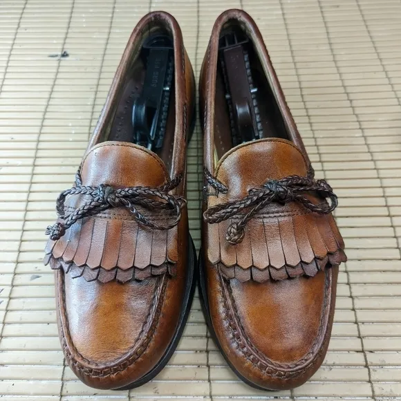 Allen Edmonds &quot;Woodstock&quot; Loafers Men's Size 9.5E - Brown Leather  twin Kilt bra