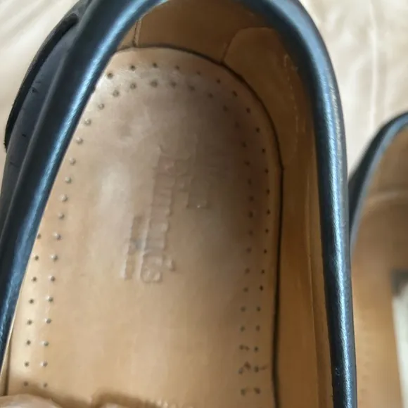 Allen Edmonds CAMERON. Black leather men’s shoes, size 10B‎ very nice condition.