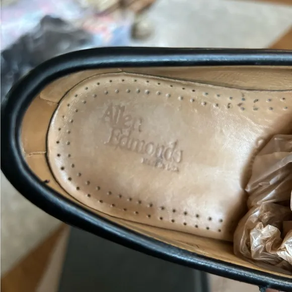 Allen Edmonds CAMERON. Black leather men’s shoes, size 10B‎ very nice condition.