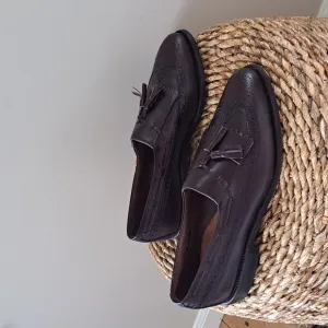 Allen Edmonds Mens Classic Kiltie Wingtip Tassel Cordovan Arlington Loafers 10 D