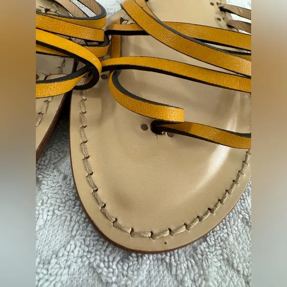 Amanu Orange Yellow Leather Strappy Toe Ring Flat Sandals Size 9 Made in Italy