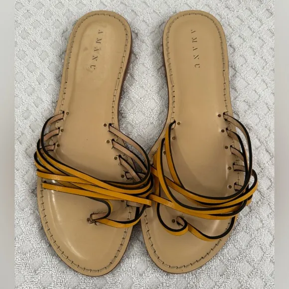 Amanu Orange Yellow Leather Strappy Toe Ring Flat Sandals Size 9 Made in Italy