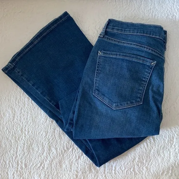 A.N.A. High Rise Flare Jean NWOT