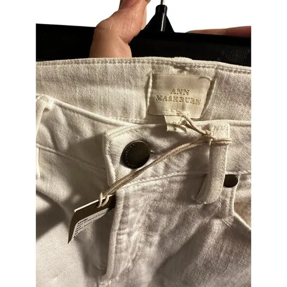 Ann Mashburn Flare Cropped 5-Pocket Jeans - White