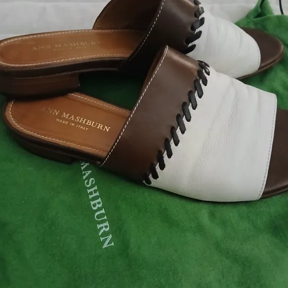 Ann Mashburn White &amp; Brown Spring Slides Italian Vacation Sandals--37 w Dustbag