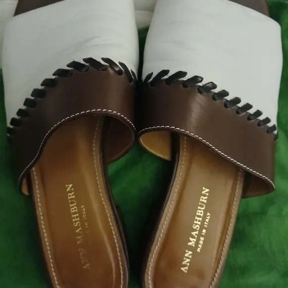 Ann Mashburn White &amp; Brown Spring Slides Italian Vacation Sandals--37 w Dustbag