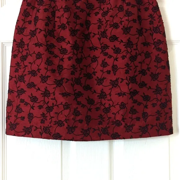 Ann Taylor 90's Vintage Floral Embroidered Silk High Waisted Mini Skirt Red 10P
