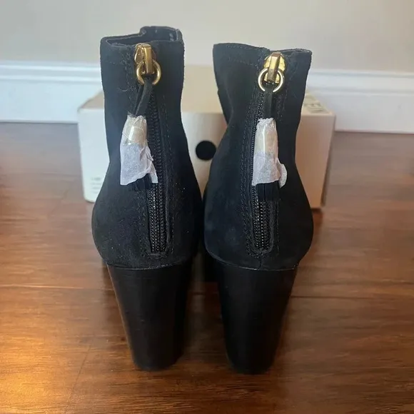 Anne Klein boots-NWT size 11
