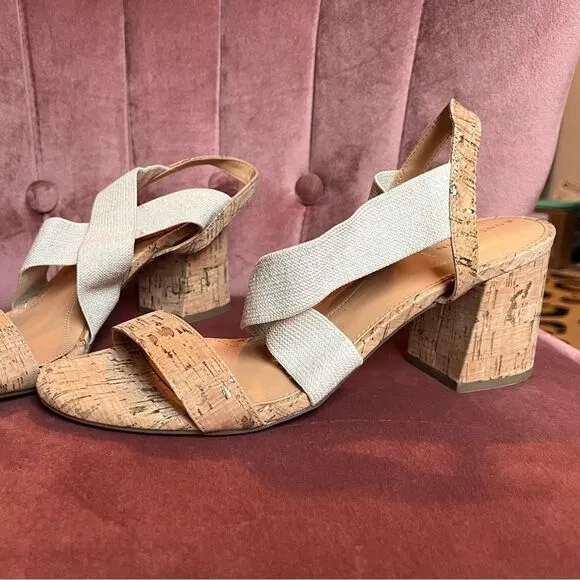 ANNE KLEIN RESSA HEELED SANDAL
