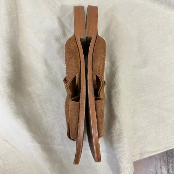 ANTHOLOGY PARIS Birdy Suede Sandals Camel Criss Cross