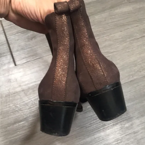 Anthropologie Brown Metalic Chelsea Slip On Boots     size 11M
