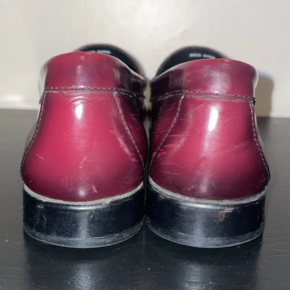 Anthropologie G.H. Bass &amp; Co Diane Leather Loafers.  Size 8.5 Wide.  Red/Brown.