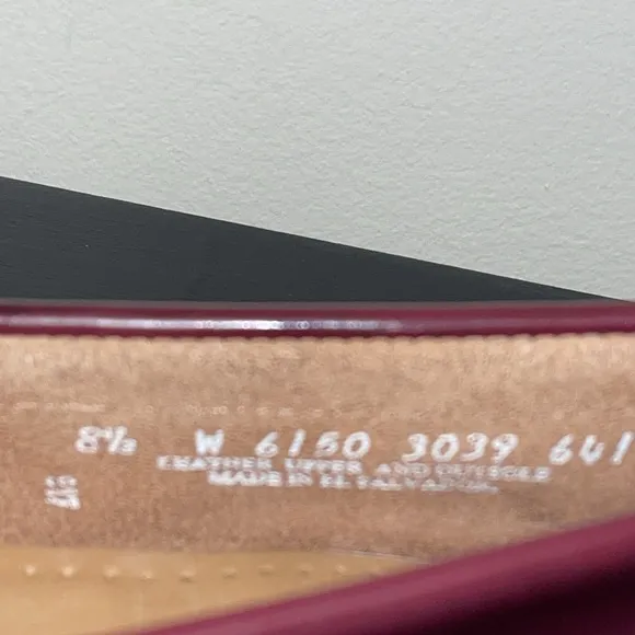 Anthropologie G.H. Bass &amp; Co Diane Leather Loafers.  Size 8.5 Wide.  Red/Brown.