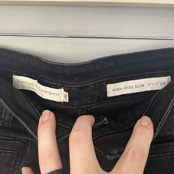 Anthropologie Pilcro Ultra High-Rise Slim Utility Jeans in Black Denim Size 28