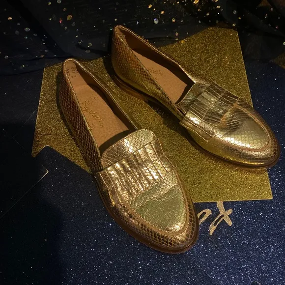 ANTHROPOLOGIE SEYCHELLES GOLD CROC LEATHER Loafers GORG LUX