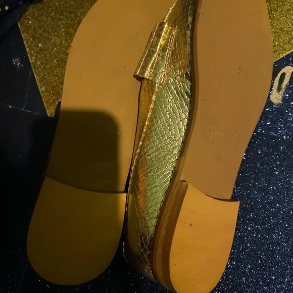 ANTHROPOLOGIE SEYCHELLES GOLD CROC LEATHER Loafers GORG LUX