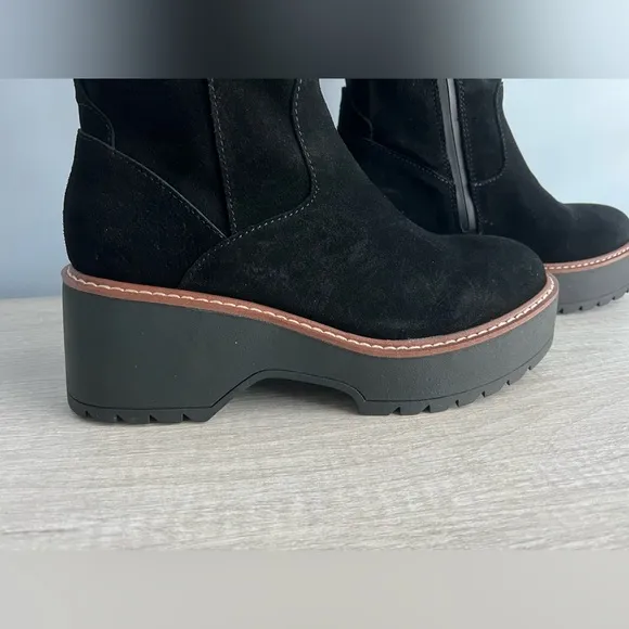 Aqua College Women's Waterproof Gina Platform Black Suede Boots Size 6.5