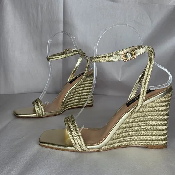 Aqua Women's Izabl Gold Strappy Wedge Heels Size 8