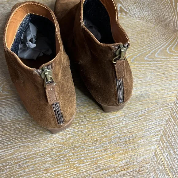 AQUATALIA Brown Suede Ankle Boots 9