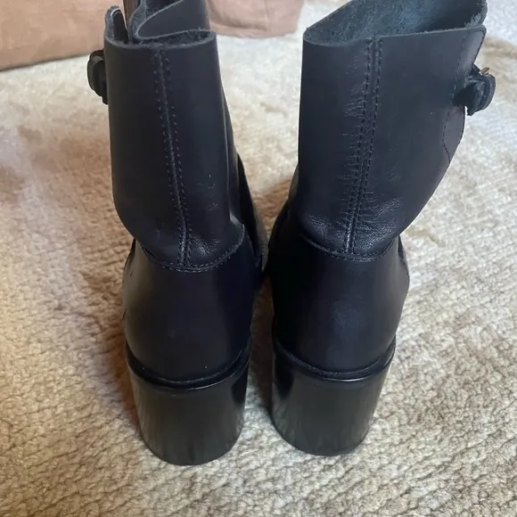 Aquatalia Evette Leather Pull-On Boots Chain Embossed