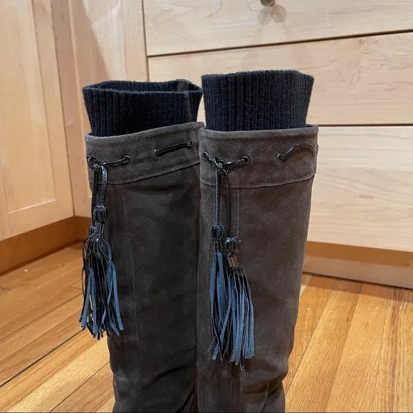 Aquatalia Tall Brown Suede Boots with Tassels Women’s Size 10 EUC