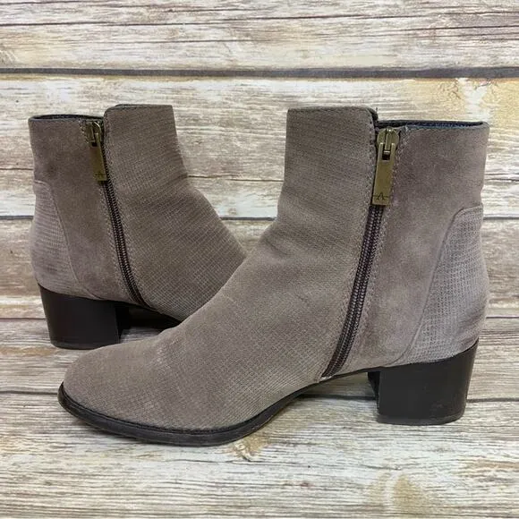 Aquatalia Tisha Taupe Leather Suede Ankle Bootie Size 7.5 Weatherproof Women