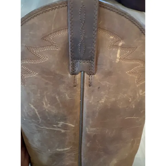 Ariat Brown Western Cowboy Boots with Distressed Leather