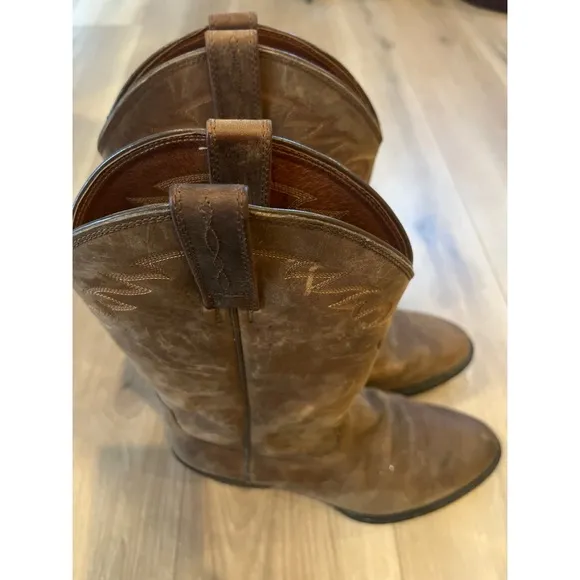 Ariat Brown Western Cowboy Boots with Distressed Leather
