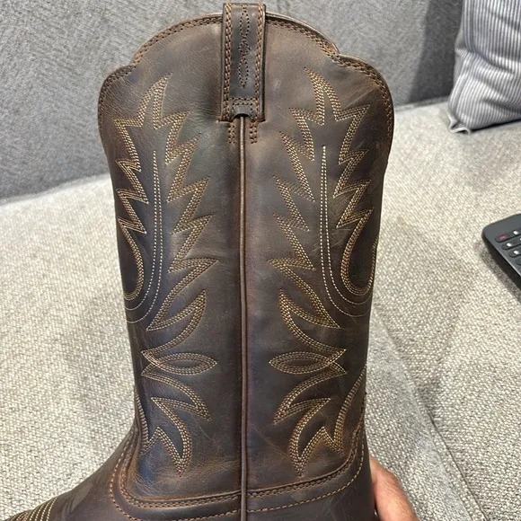Ariat heritage western distressed brown   Boots 7.5