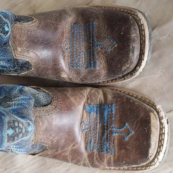 Ariat Kids Western Cowboy Boots - Brown and Blue Size 9.5