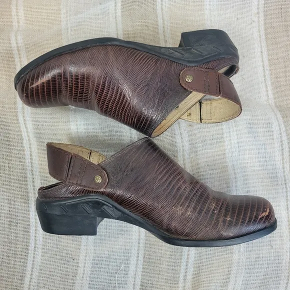 Ariat Leather Slip On Mules Brown Size 9B Vintage Retro