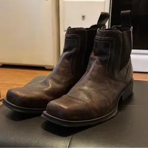 Ariat Men’s Low Cut Boots