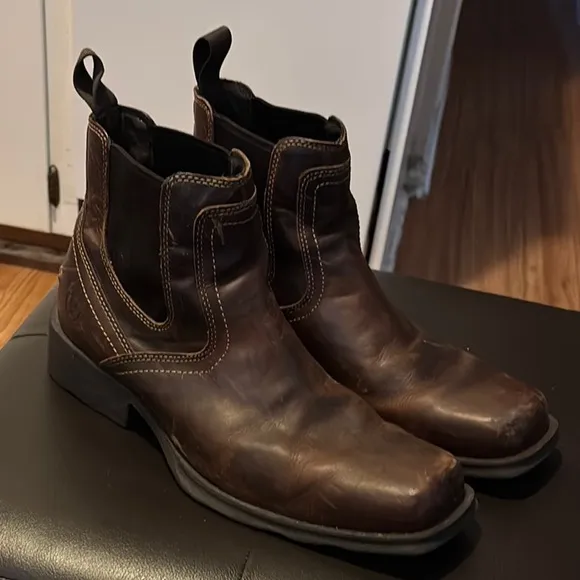 Ariat Men’s Low Cut Boots