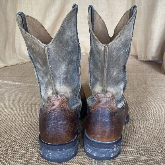 Ariat Men’s Rambler Distressed Western Slip on Boots