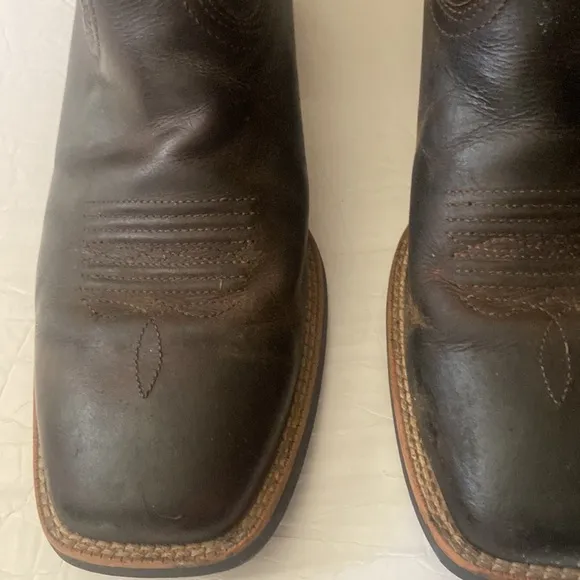 Ariat men’s western boots