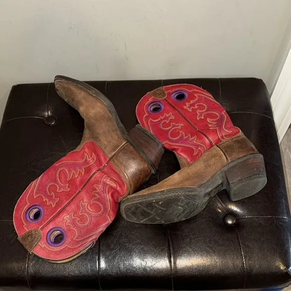 Ariat red and purple embroidered crossfire pull on cowgirl western boots 8.5B