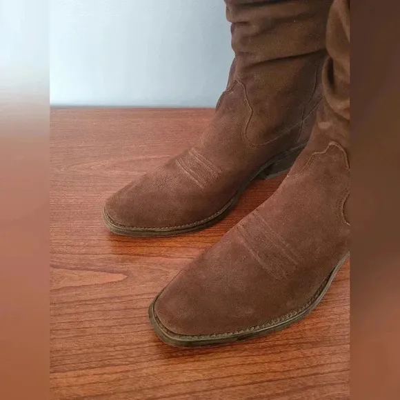 Ariat Suede Leather Deep Brown Slouchy Western Inspired Heeled Boots(8.5)