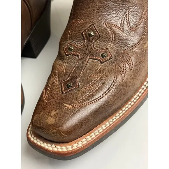 Ariat Western Cowboy Boots Brown Red  Studded Cross Detail US 7