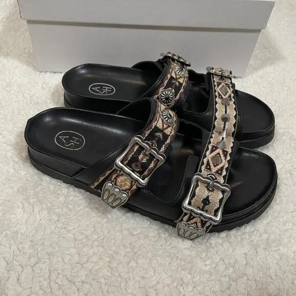 ASH Ulysse Flat Sandals Spiked Studded Embroidered Black Beige Buckles 38 7.5